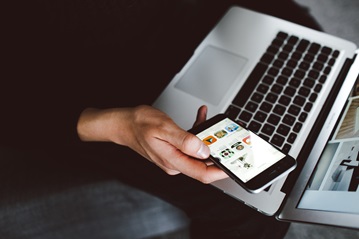 Time to work. Photo by Lily Rum,  Unsplash. com.